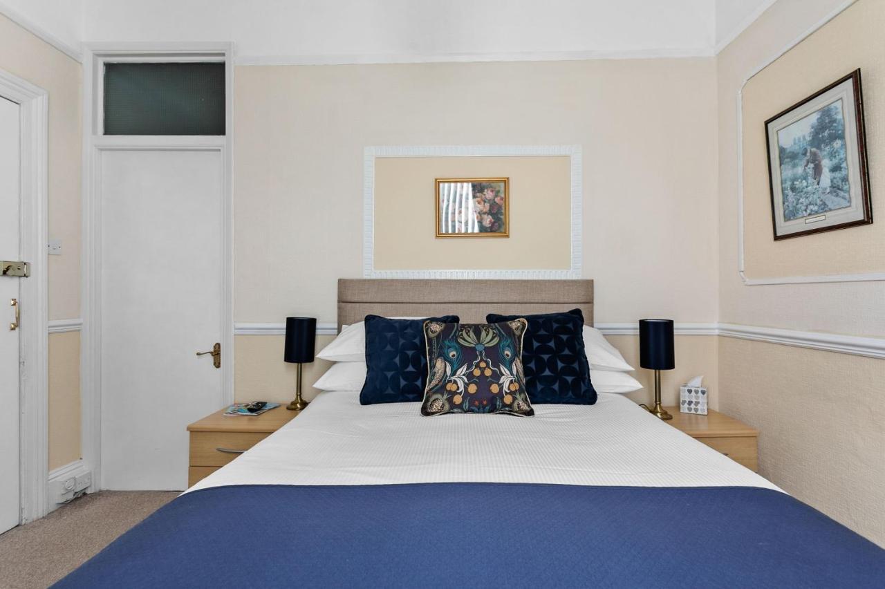 Bed and Breakfast Melba House (Adults Only) à Torquay Extérieur photo